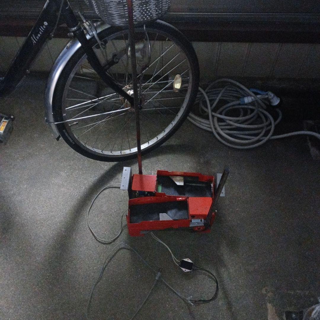 パチンコ玉上昇機器2セット（動作未確認） 京楽 e 新・必殺仕置人 超斬撃199 中古パチンコ実機 [スマパチ] [枠名