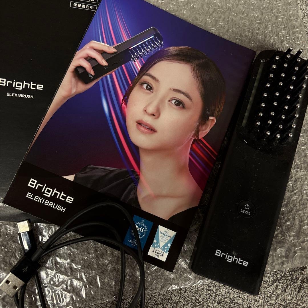 Brighte ELEKI BRUSH 美顔器 - メルカリ