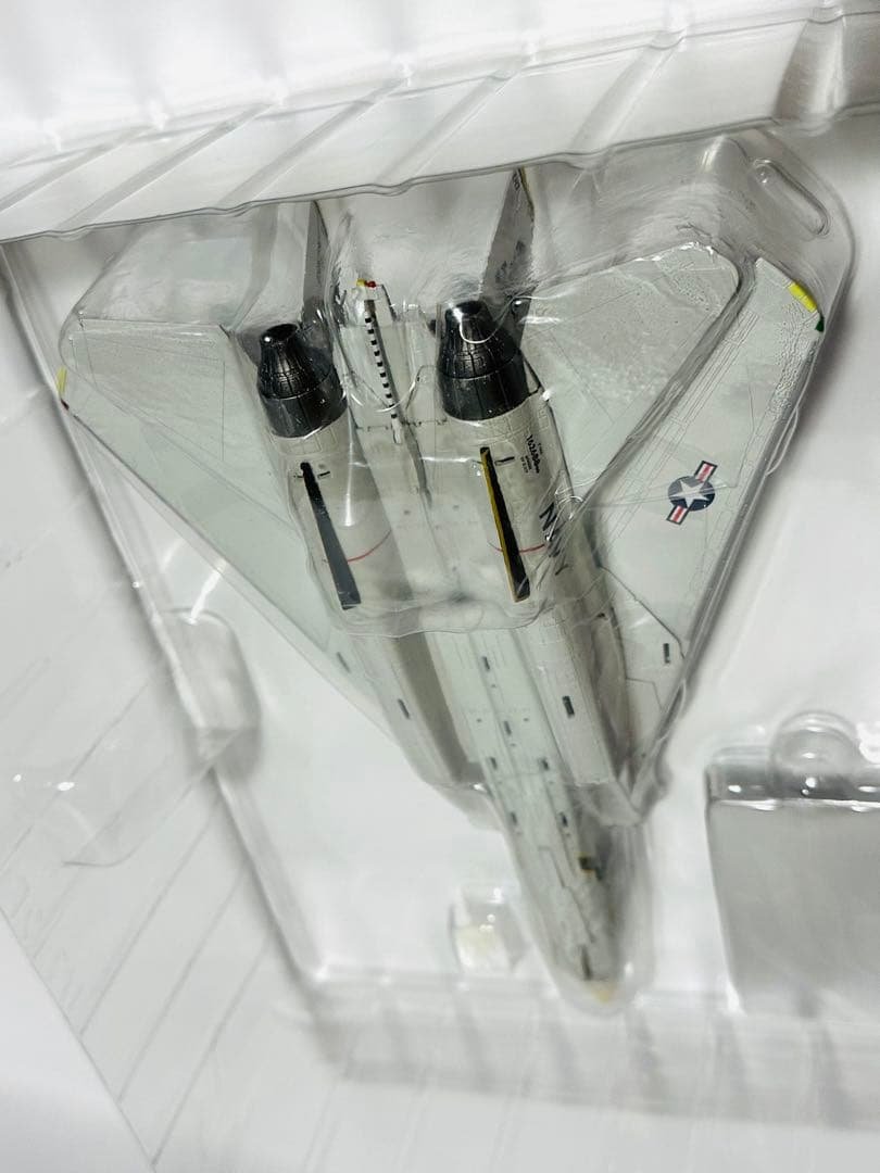 Caliber Wings 1/72 F-14A ジョリー・ロジャース
