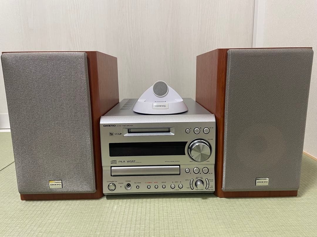 ONKYO FR-7GX　CD MD ミニコンポ　【難あり】　即日発送！ ONKYO（オンキヨー） ONKYO FR-7GX 〓 オンキョーの人気シリーズ CD,MD