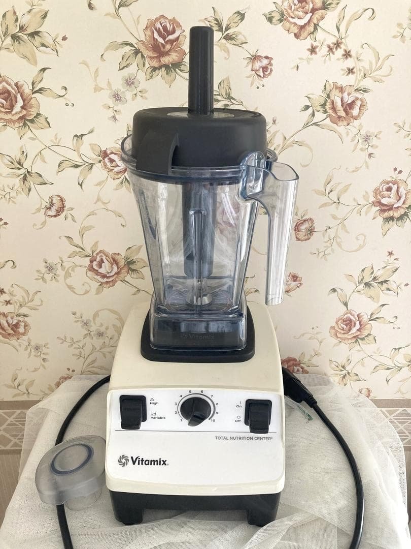 バイタミックス　Vitamix VM0111　美品 ミキサー　ジューサー　離乳食 楽天市場】【特典＆レシピ付】ミキサー バイタミックス Vitamix V1200i